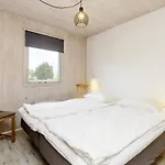 4 Star Holiday Home In Vaeggerlose Prázdninový dům Bøtø By