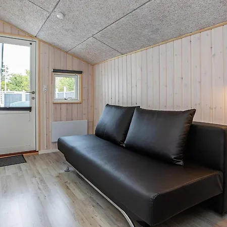 4 Star In Vaeggerlose * Bøtø By