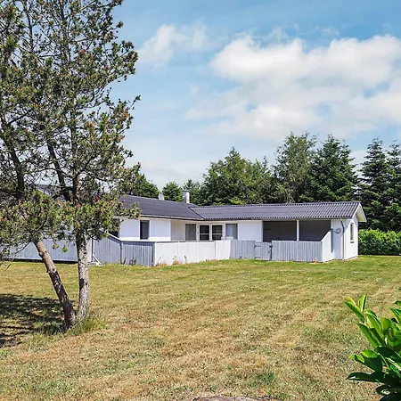 4 Star Holiday Home In Vaeggerlose Bøtø By
